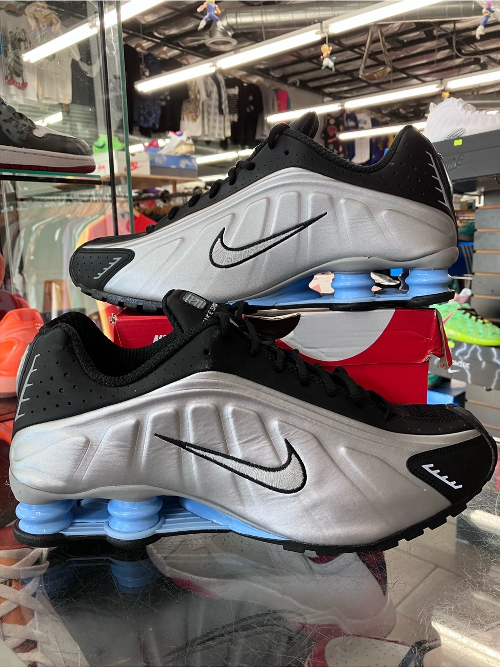 Nike Shox R4 Metallic Silver Black Psychic Blue Size 11.5